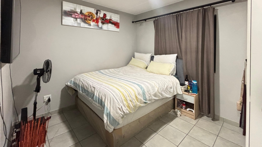 2 Bedroom Property for Sale in Parklands East Western Cape